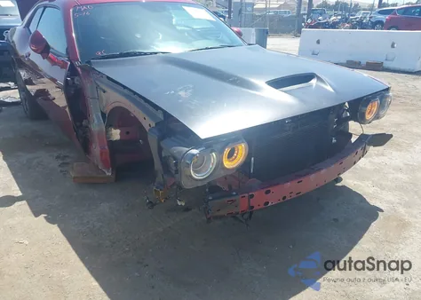 2019 Dodge Challenger R/T z USA, uszkodzony, nr VIN 2C3CDZBT2KH751102